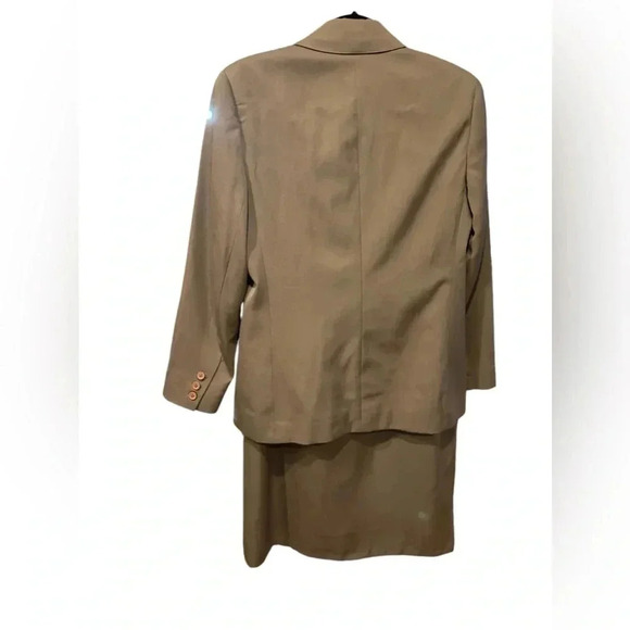 Christian Dior 100%wool khaki green skirt sets (2pcs) size 14 - Picture 2 of 13